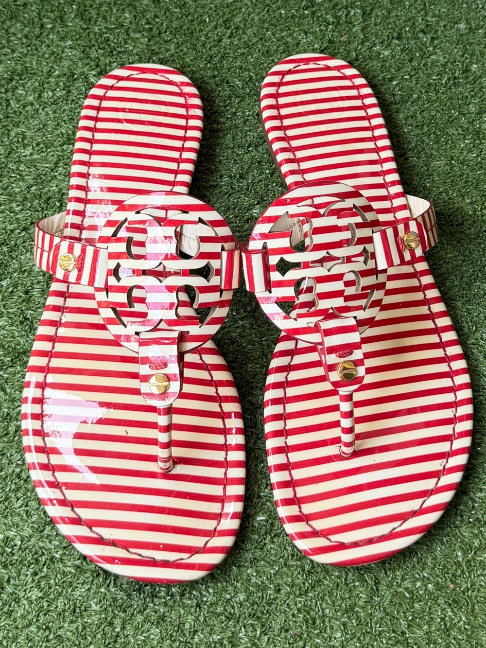 Tory Burch Red/White Stripe Patent Leather Women’s Miller Thong